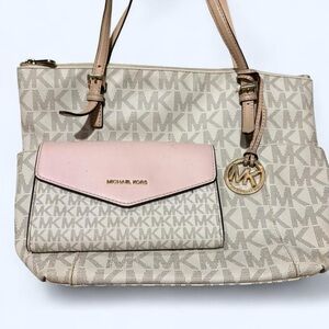 Michael Kors Monogram Shoulder Bag in Cream and Pink